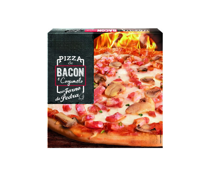Pizza Bacon e Cogumelos Forno de Pedra